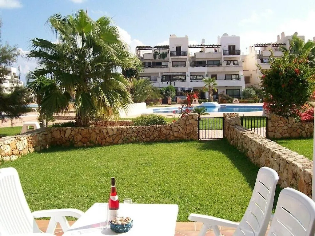 Marina Dor - Cala Egos- Sunny Ground Floor Apartment With Large Garden Cala D´Or